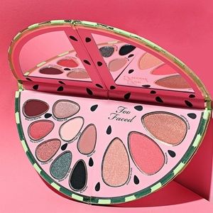 Too faced eye & face palette